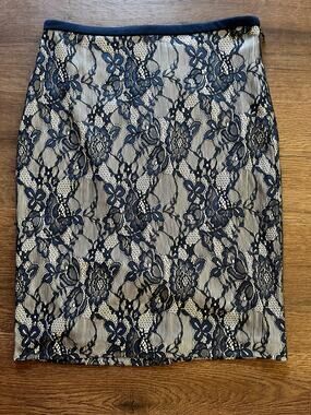 The Limited Size 0 Navy Lace Pencil Skirt Nude Lined Velvet Waist Floral